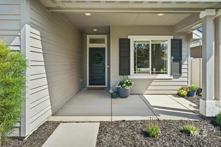 5918 W Quintale Dr, Meridian, ID 83646 - #3