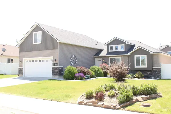 1121 Kelly Ave, Kimberly, ID 83341
