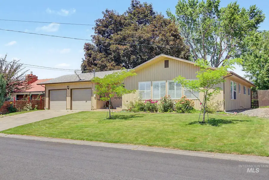823 Grelle Dr., Lewiston, ID 83501 - #2