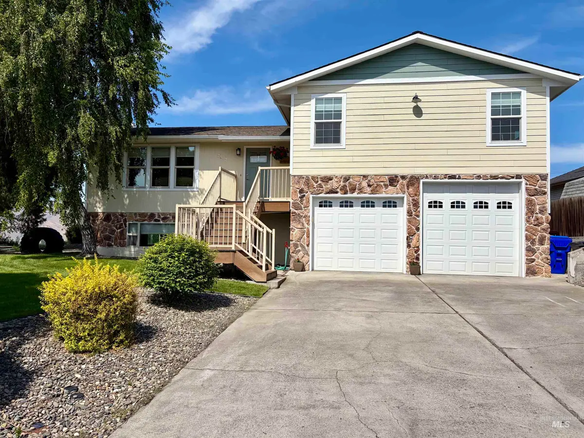 2502 Seaport Drive, Lewiston, ID 83501 - #1