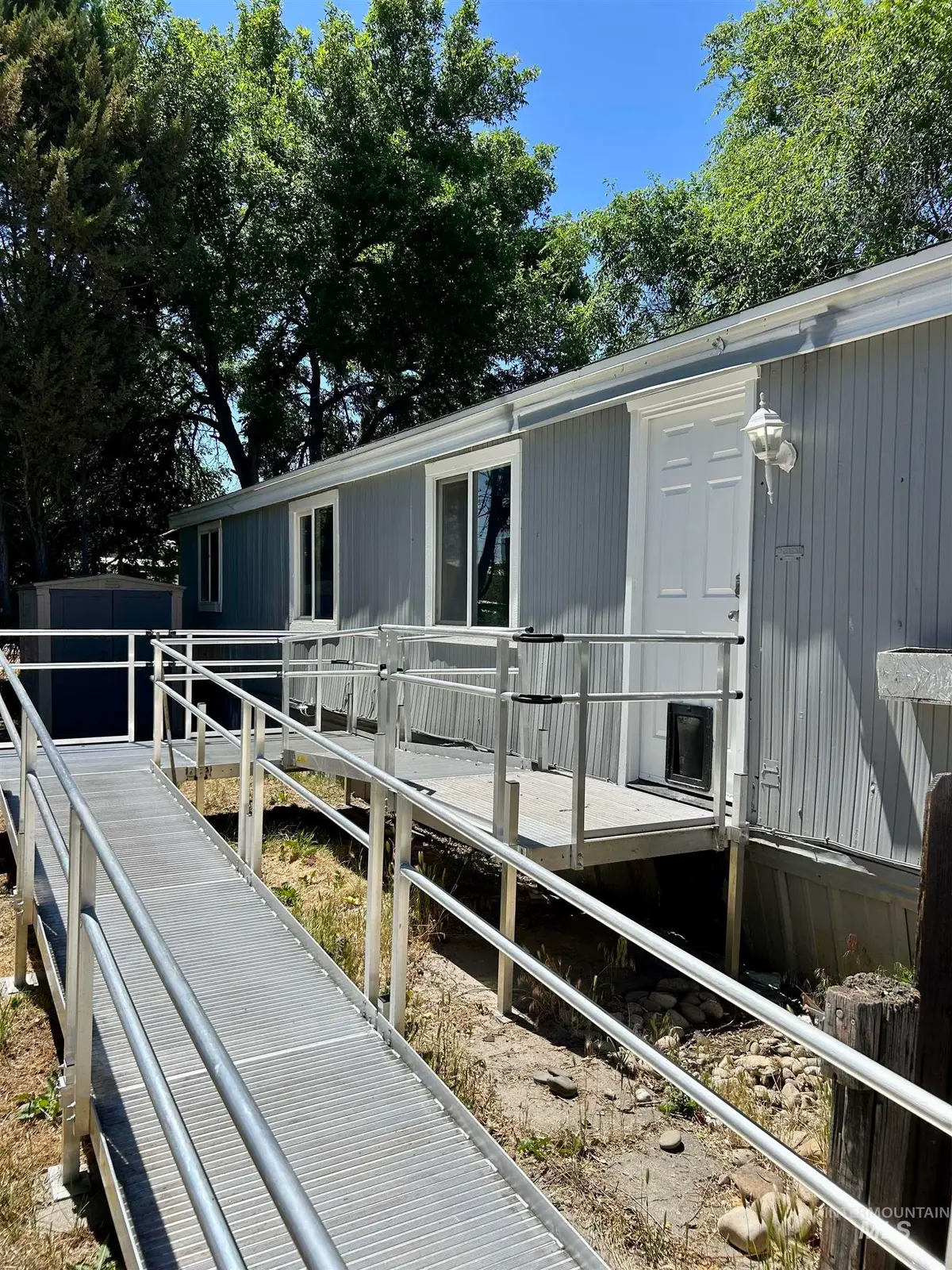 301 E 38th Street #1, Garden City, ID 83714 - #1
