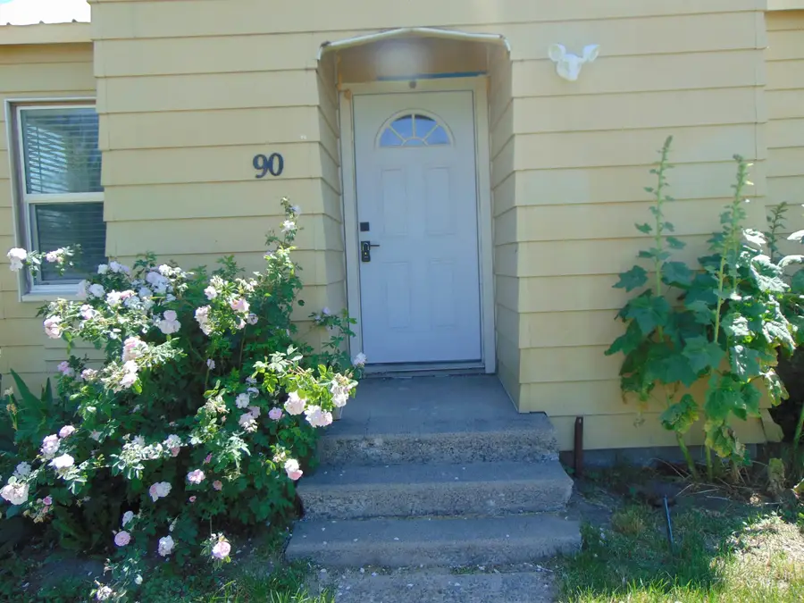 90 NW 5th Street, Ontario, OR 97918 - #3