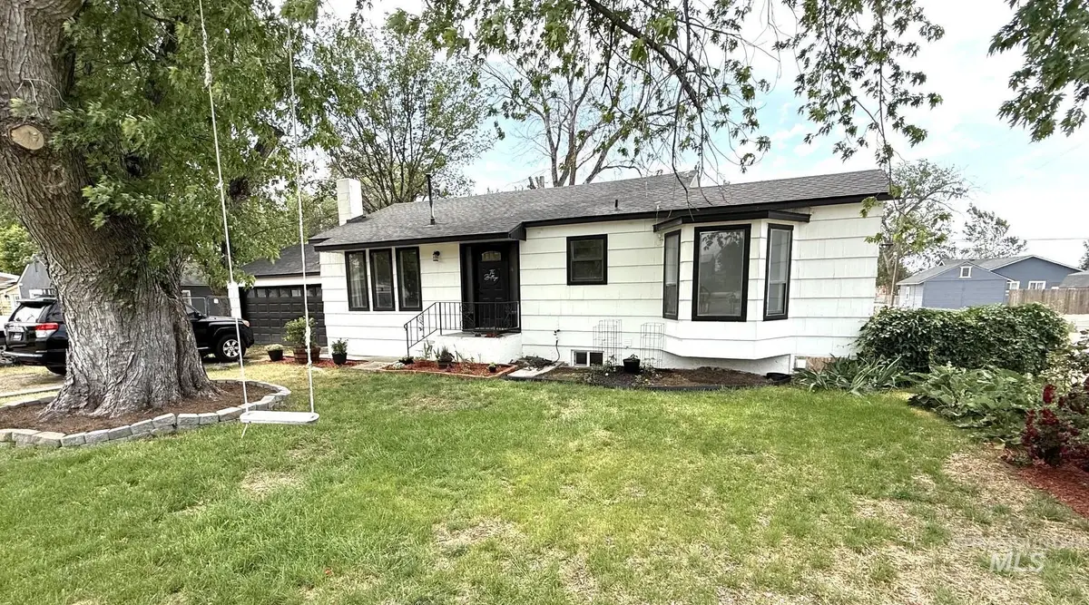 421 Randolph, Melba, ID 83641 - #1