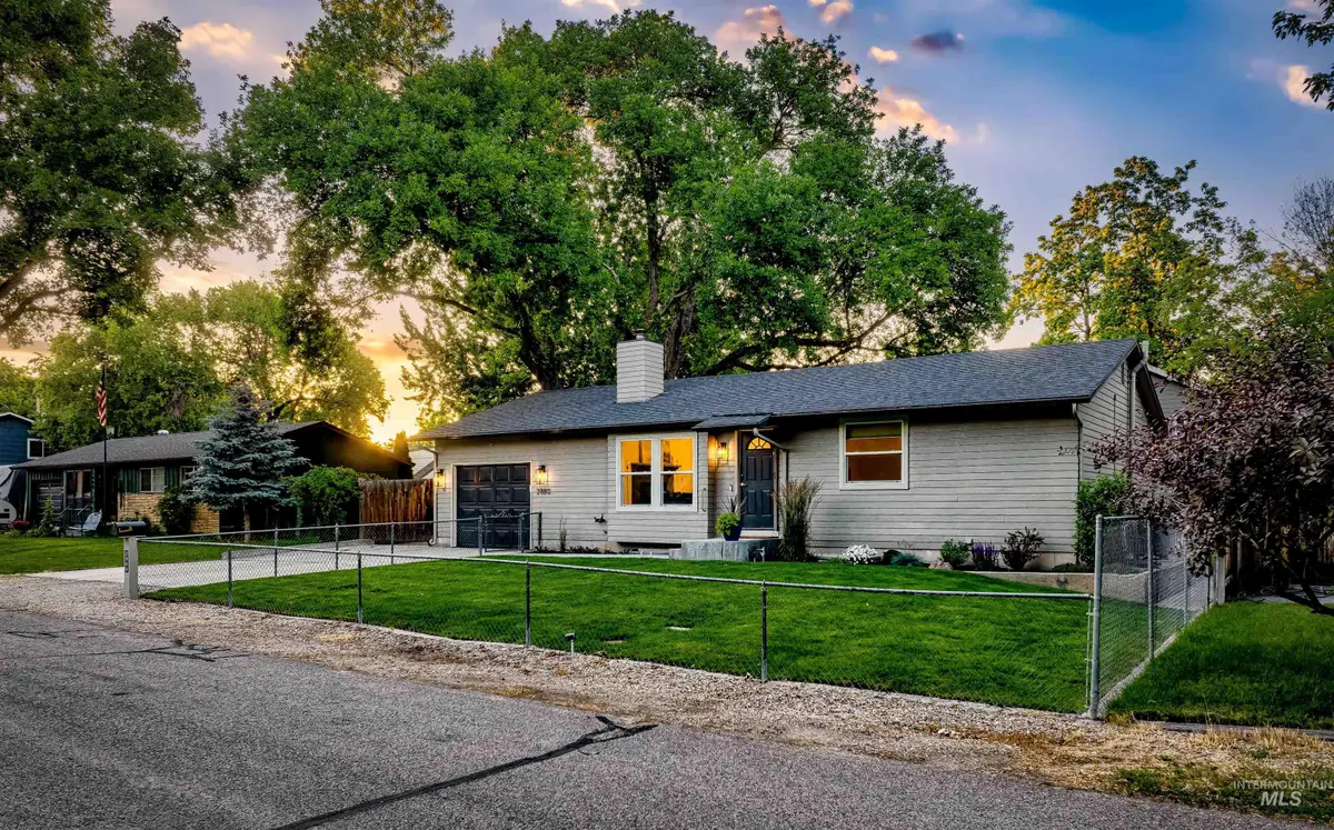 2880 W Bellomy Ln, Boise, ID 83703 - #1