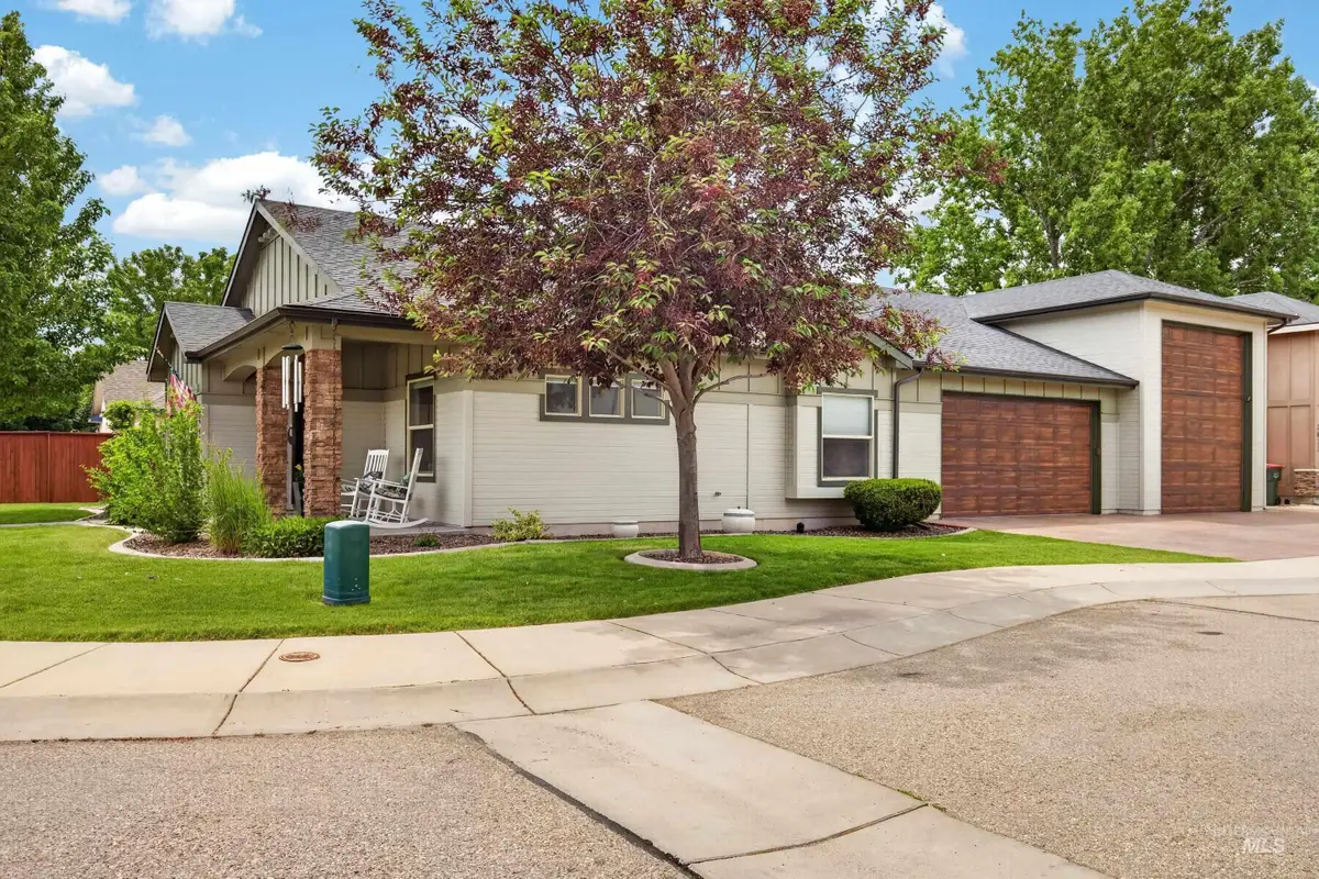 2645 S Inglenook Pl, Meridian, ID 83642 - #1