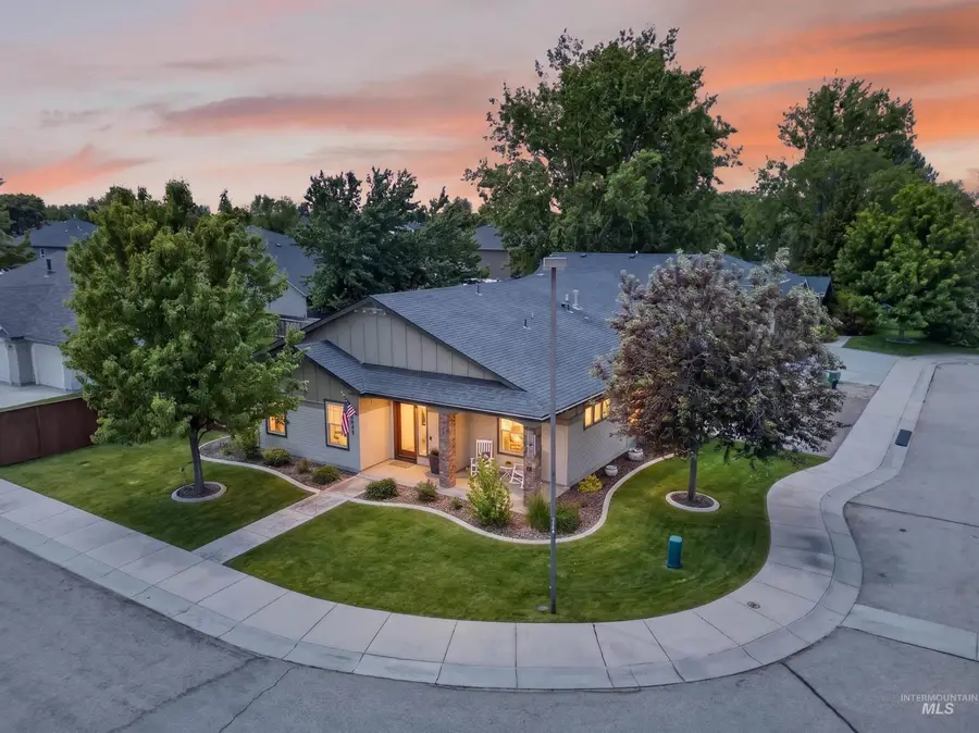 2645 S Inglenook Pl, Meridian, ID 83642 - #3