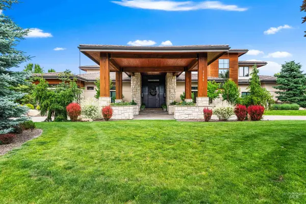 2748 S Pasa Tiempo Way, Eagle, ID 83616