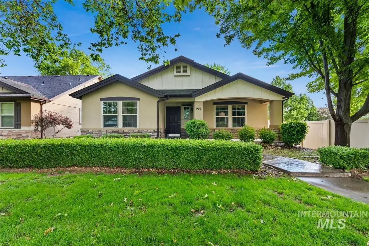 927 E Lockhart Ln, Meridian, ID 83646 - #1