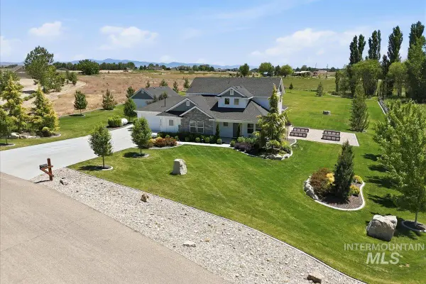 26248 Pheasant Landing Rd, Middleton, ID 83644