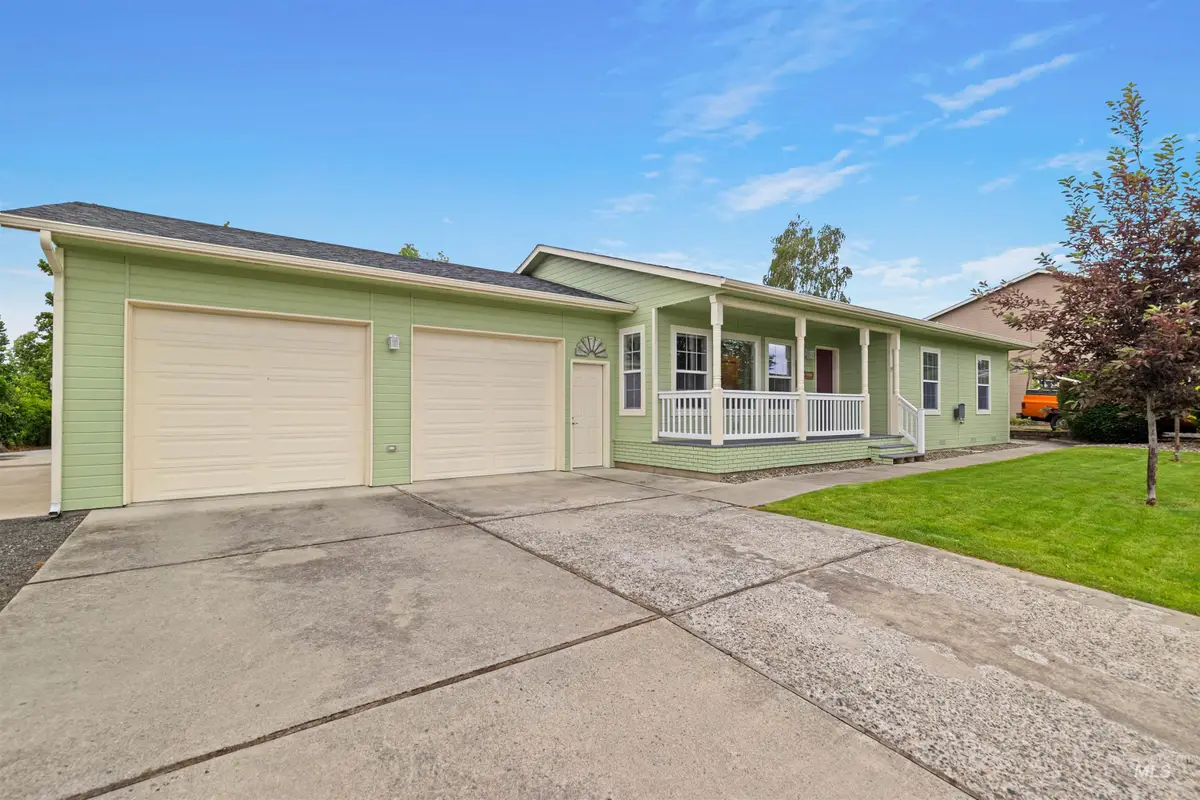 2537 18th Street, Clarkston, WA 99403 - #1