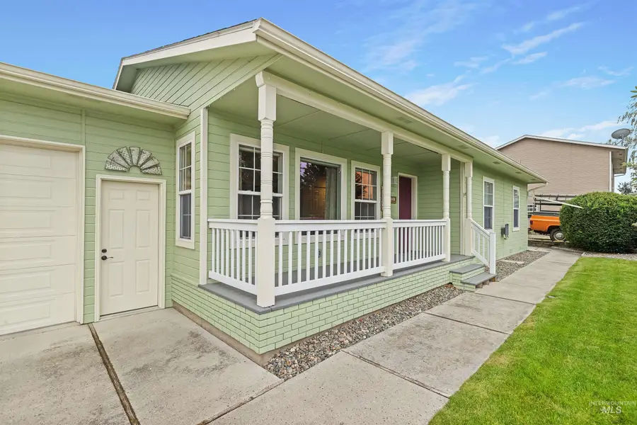 2537 18th Street, Clarkston, WA 99403 - #3