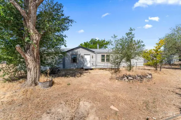 4051 NW Canal, Mountain Home, ID 83647