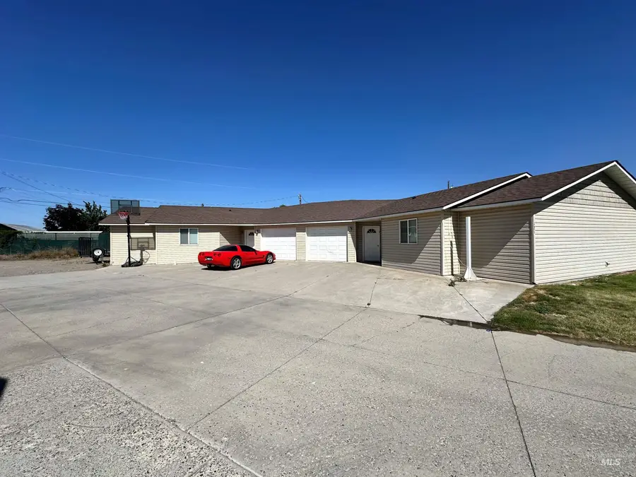 117 & 121 S 8th Street, Rupert, ID 83350 - #3