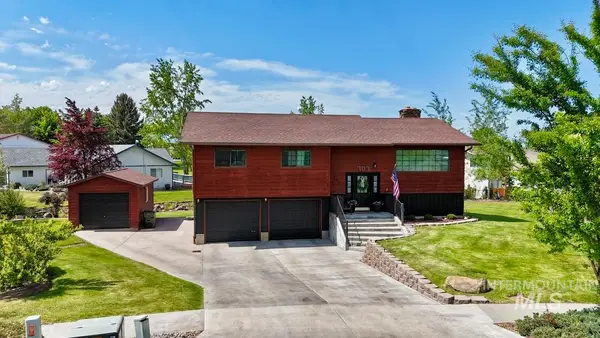 707 Maple Street, Grangeville, ID 83530