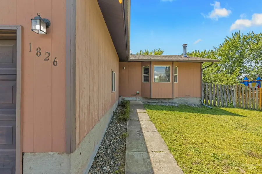 1826 Powers Avenue, Lewiston, ID 83501 - #2