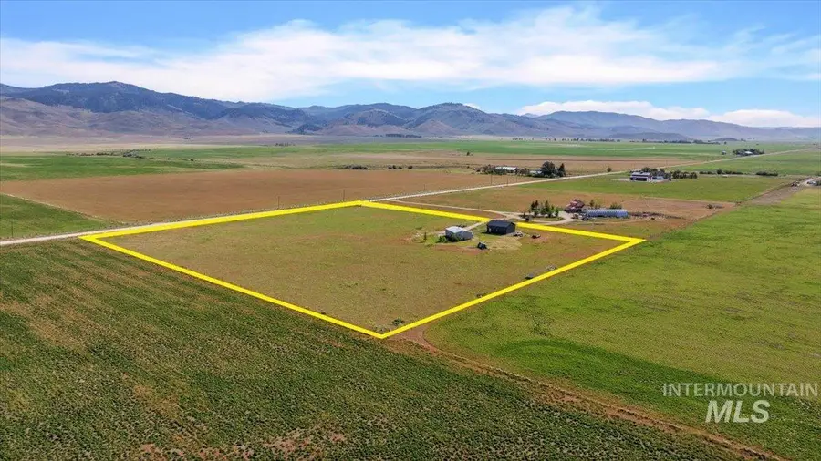 161 E 200 N, Fairfield, ID 83327 - #3