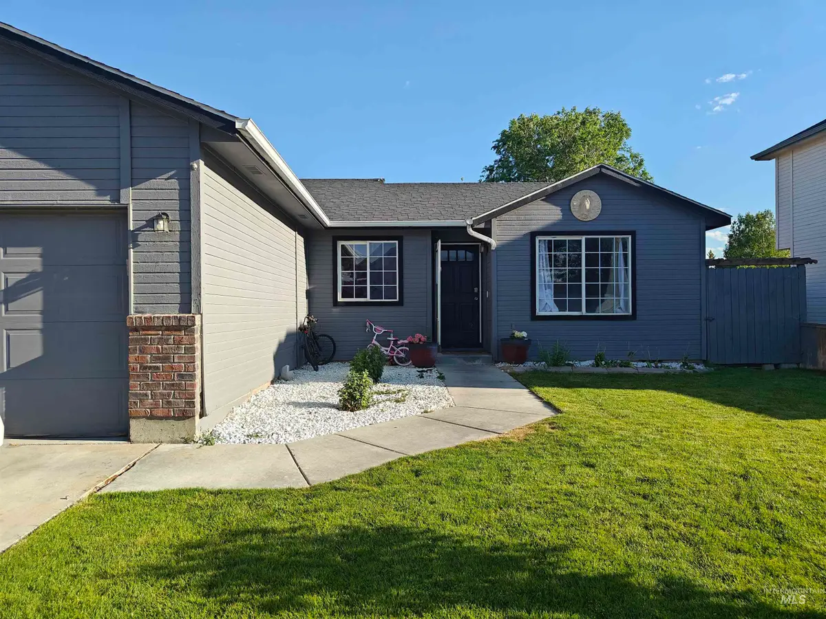 829 W Sheridian Ave, Nampa, ID 83686 - #1