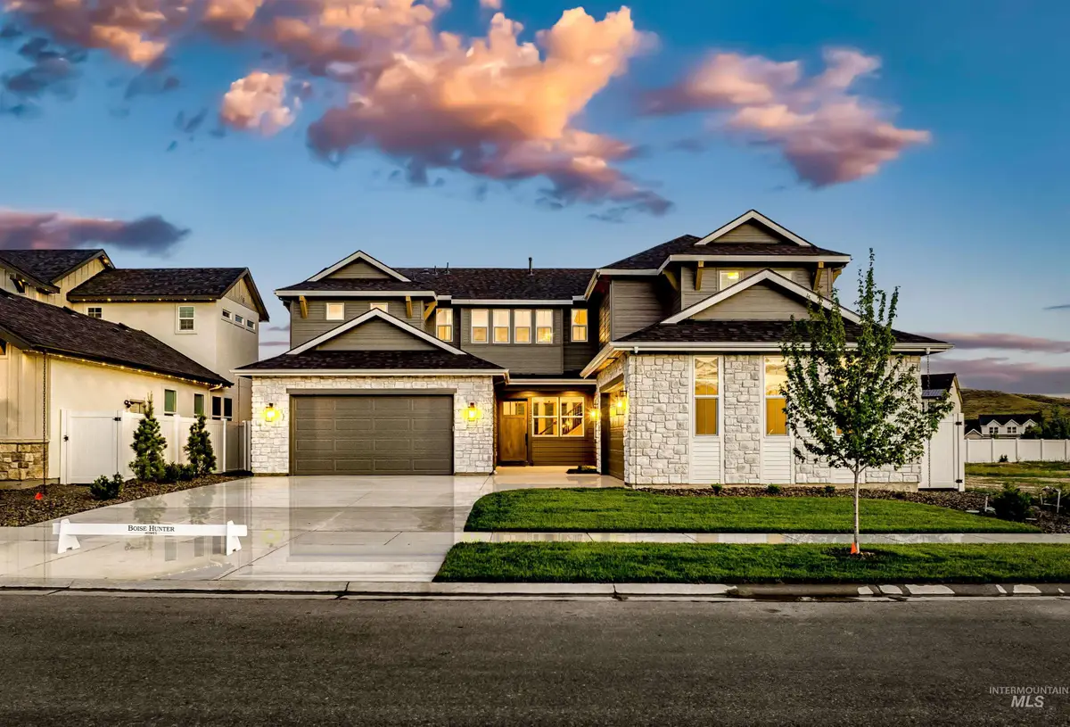 7535 W Diamond Lake Dr, Boise, ID 83714 - #1