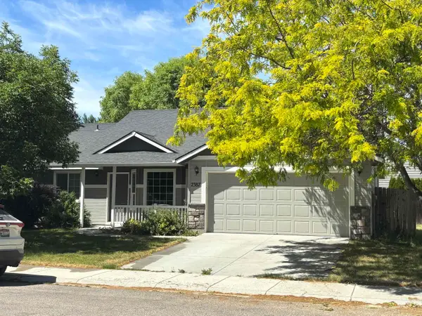 2387 N Peach Willow Ave, Kuna, ID 83634