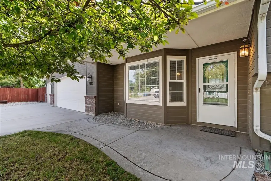 4660 N Joann Pl, Boise, ID 83704 - #2