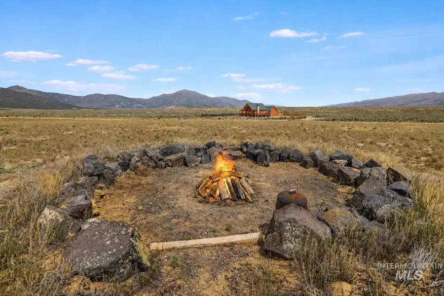 869 E Shootin Iron Rd, Almo, ID 83312 - #3