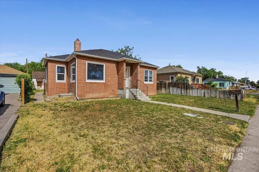 187 Monroe Street, Twin Falls, ID 83301 - #2