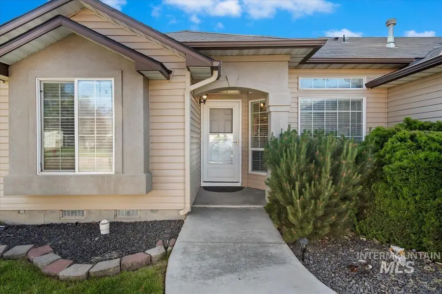 18179 Calico Ave, Nampa, ID 83687 - #2