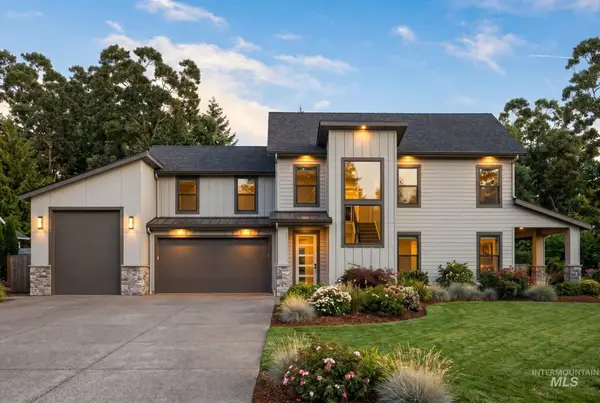 2952 N Milwaukee Ct, Boise, ID 83704