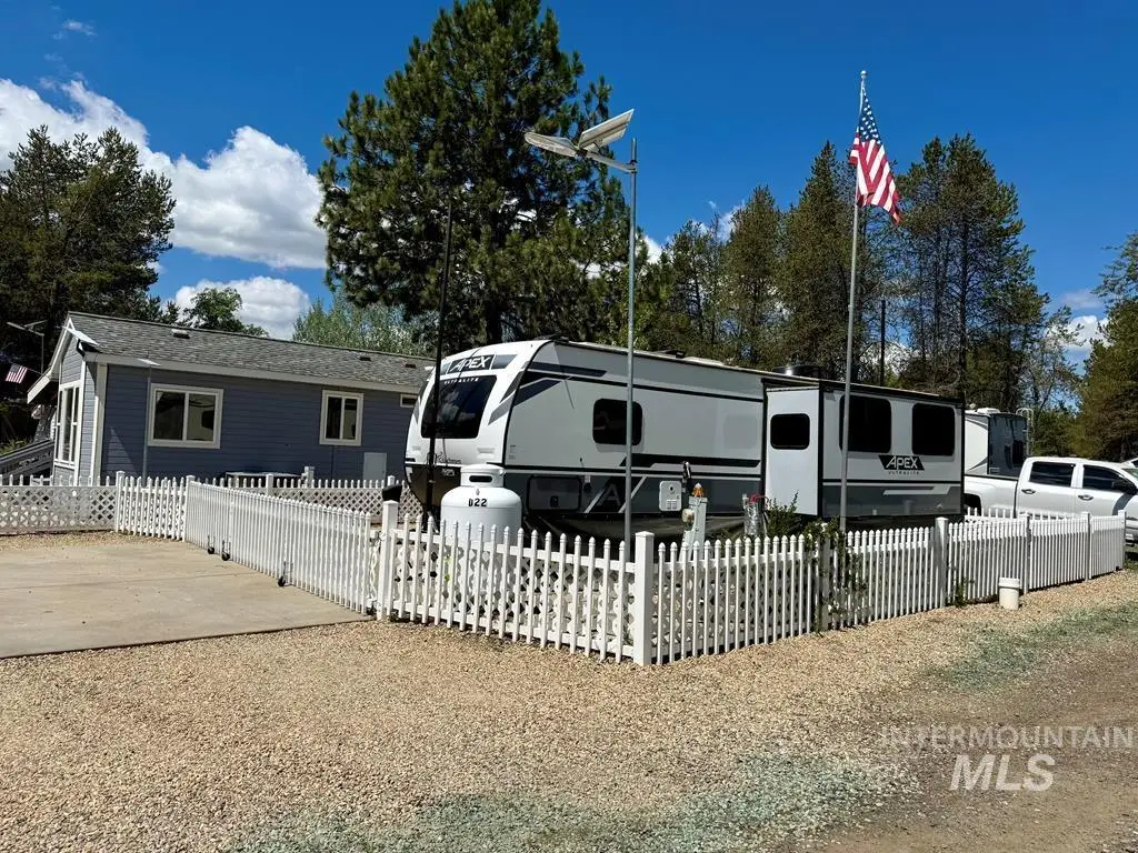 514 D22 Sawyer St., Cascade, ID 83611 - #1