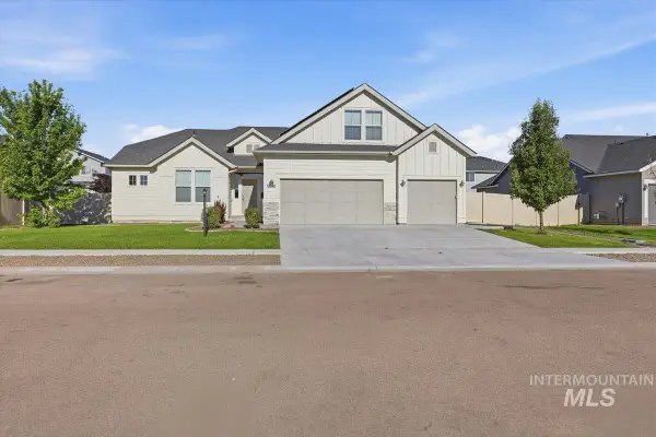 13141 S Coquille River Ave, Nampa, ID 83651