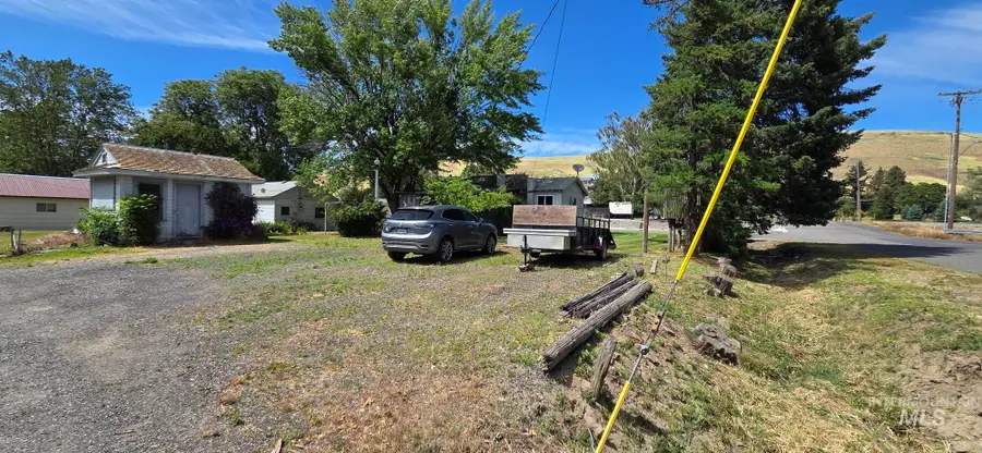 1792 Columbia St, Pomeroy, WA 99347 - #3