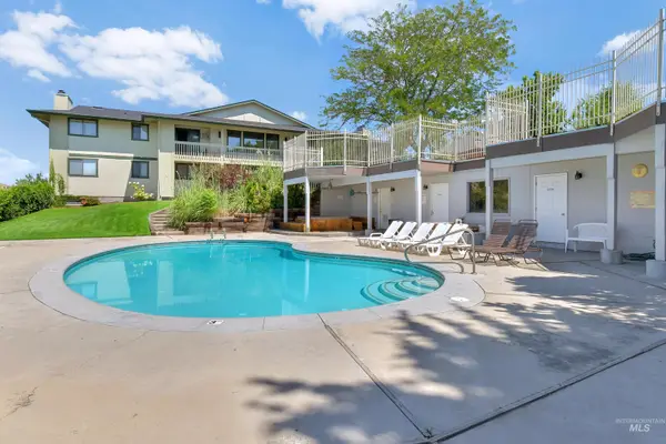 1420 W Camel Back Ln #206, Boise, ID 83702
