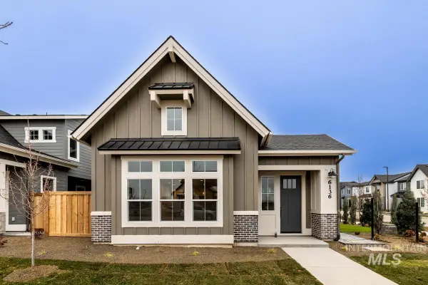 1027 E Escalation St, Meridian, ID 83642