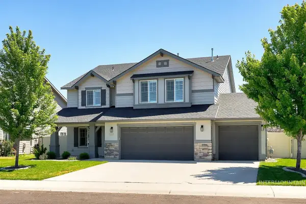 846 N Hidden View Way, Star, ID 83669