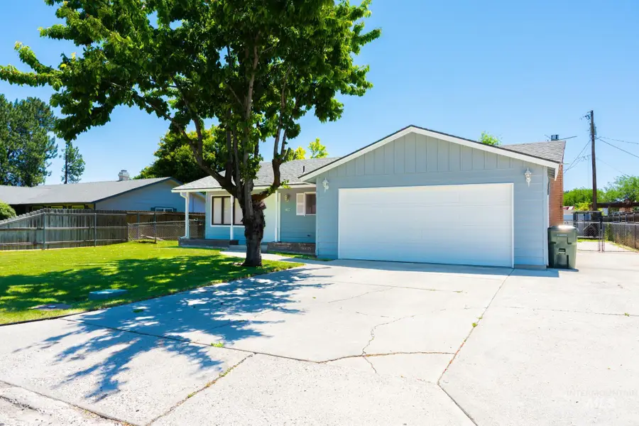 1164 SW 11th Ave, Ontario, OR 97914 - #3