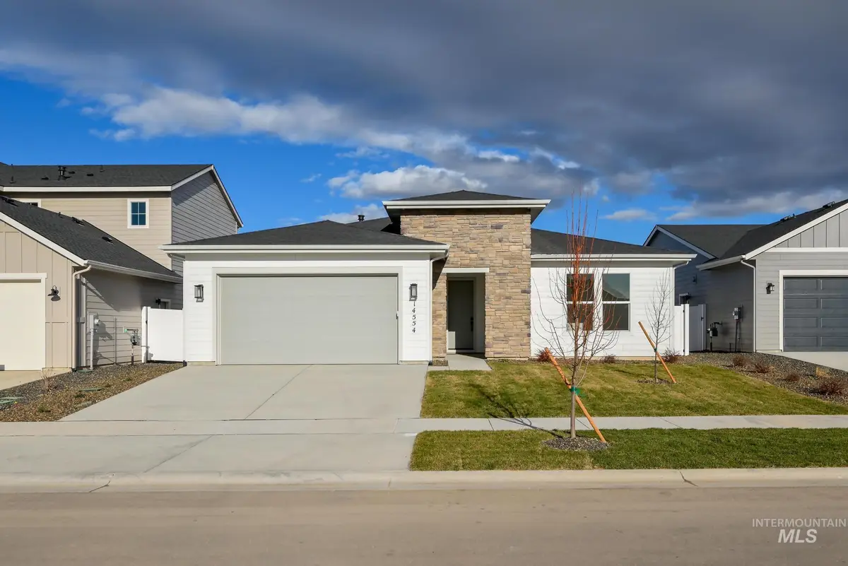 8496 W Millcreek Ct, Star, ID 83669 - #1