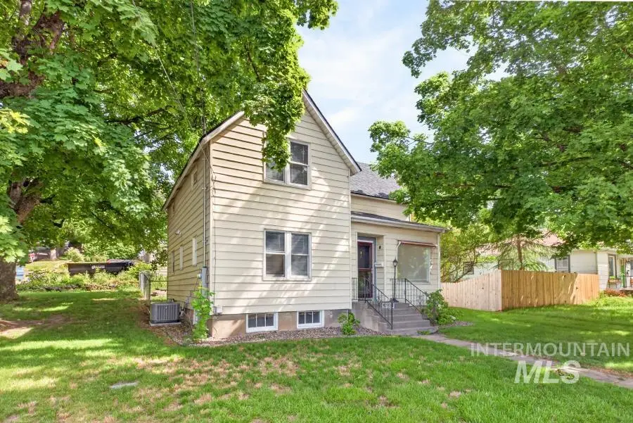 522 W A St., Moscow, ID 83843 - #2