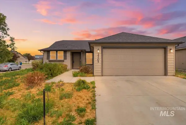 2205 E Elm Grove Dr., Nampa, ID 83686