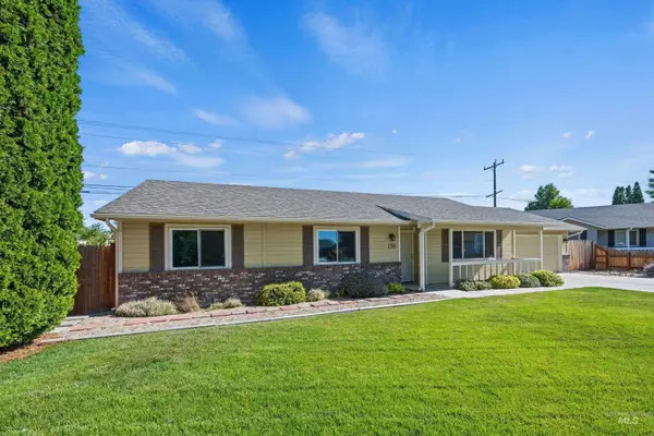 156 E Eastbrook Ct, Meridian, ID 83646