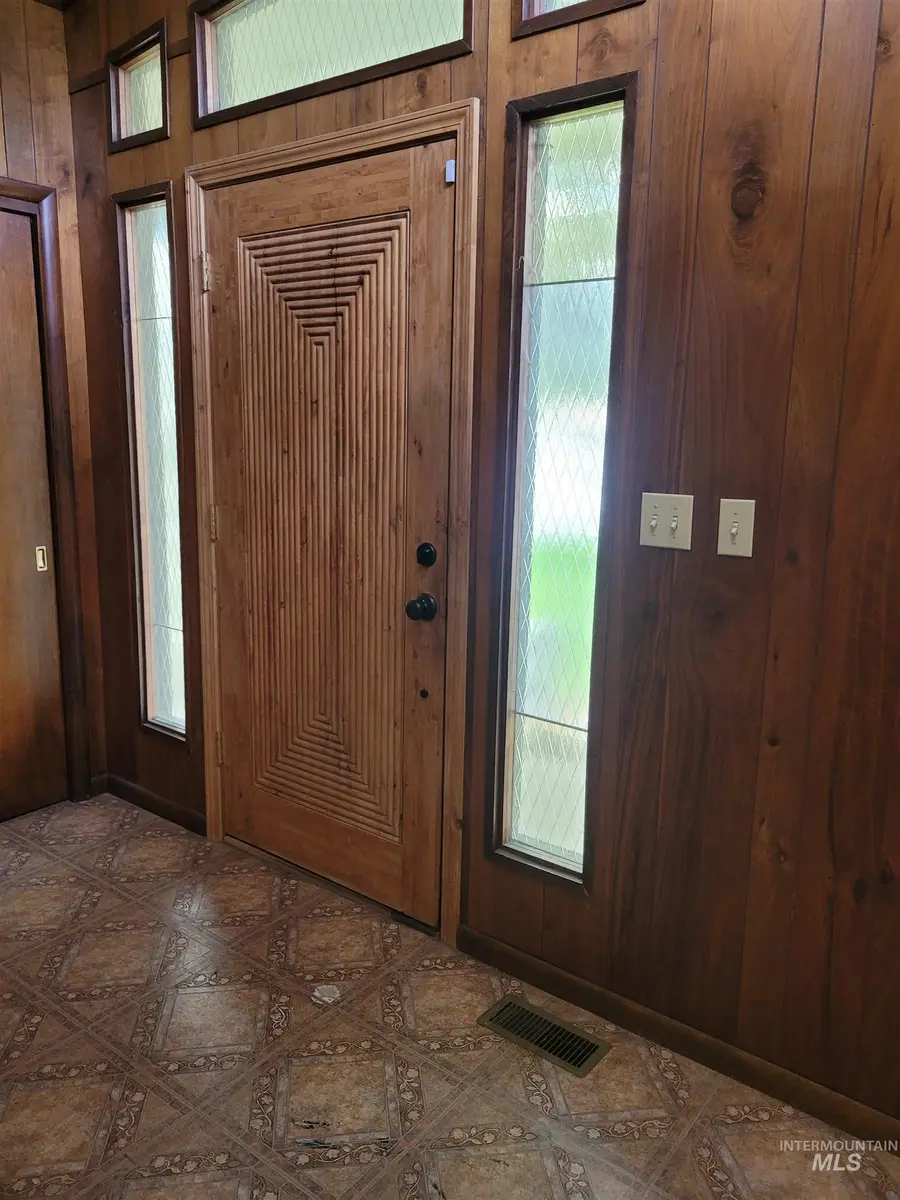 130 Princeton, Pocatello, ID 83201 - #3