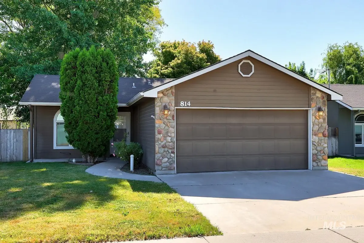 814 Sioux Ave, Emmett, ID 83617 - #1