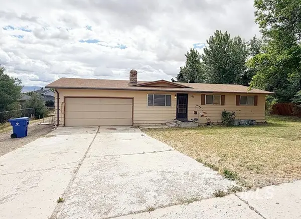 7060 S Valley Heights Drive, Boise, ID 83709