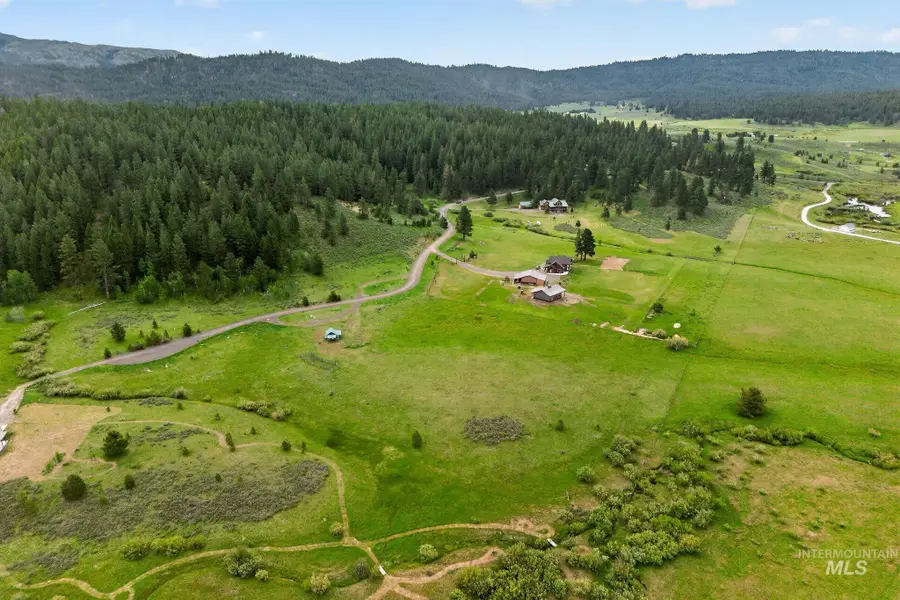 185 Lantern Way, Cascade, ID 83611 - #2