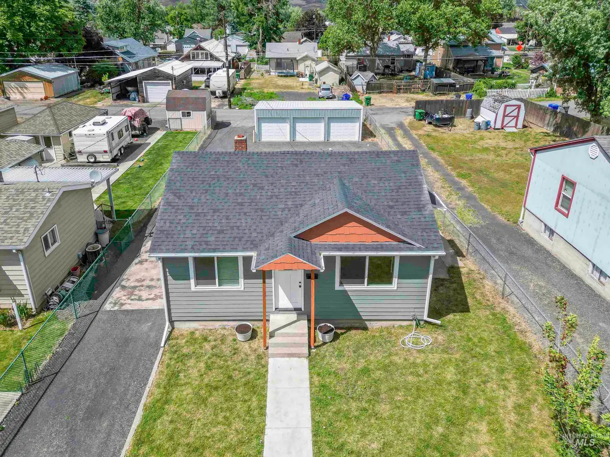 1215 16th Ave, Lewiston, ID 83501 - #1
