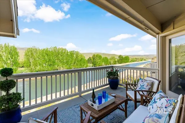 5110 S Surprise Way #203, Boise, ID 83716