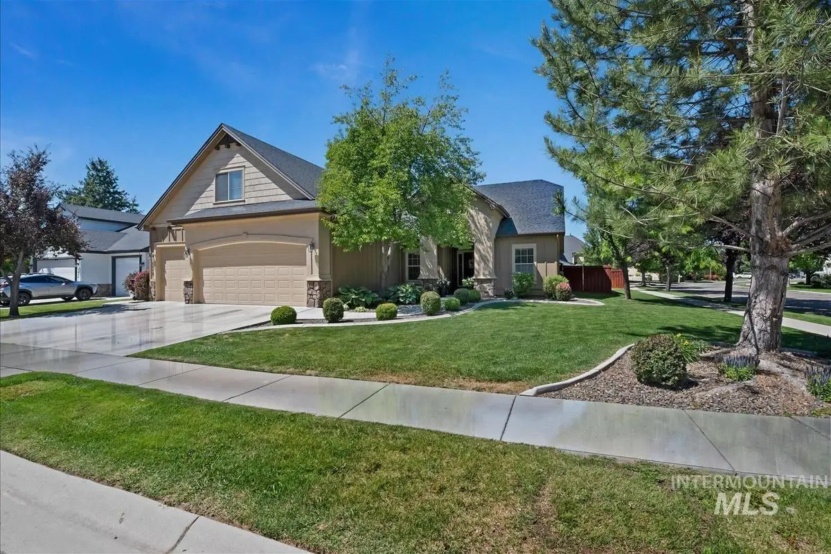 1112 E Kaibab Trail Dr, Meridian, ID 83646 - #1