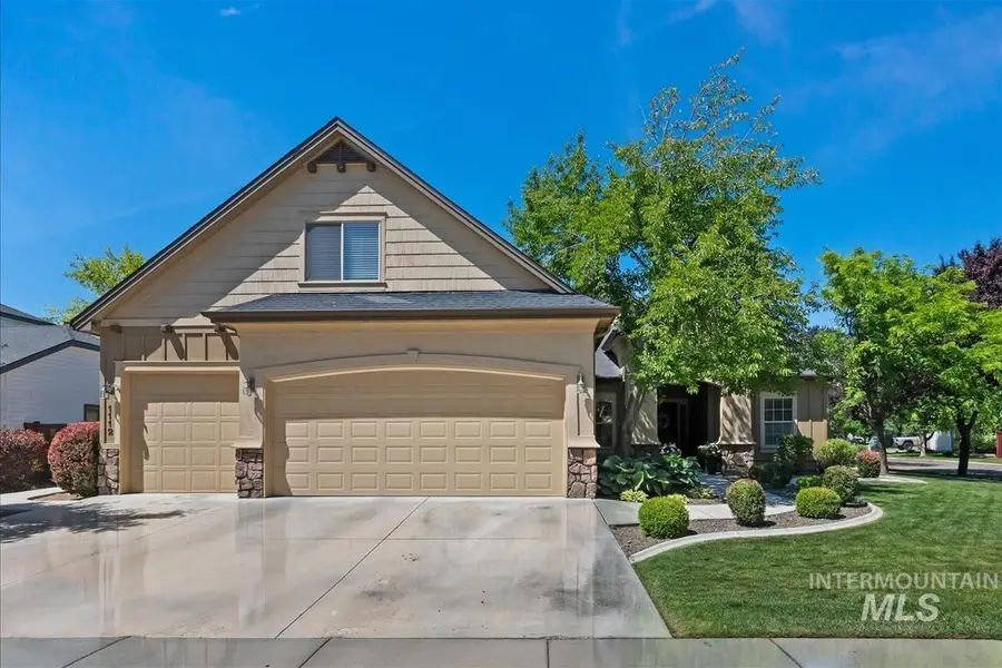 1112 E Kaibab Trail Dr, Meridian, ID 83646 - #2