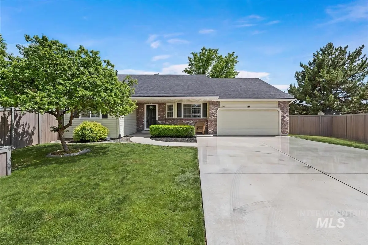 389 W Bosanka Drive, Eagle, ID 83616 - #1