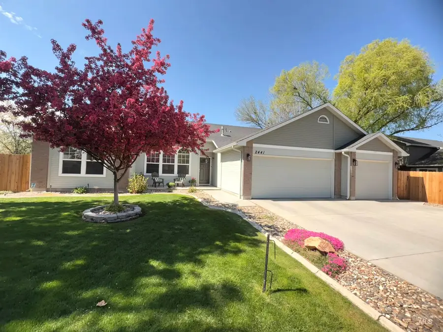 2441 N Snow Goose Way, Meridian, ID 83646 - #2