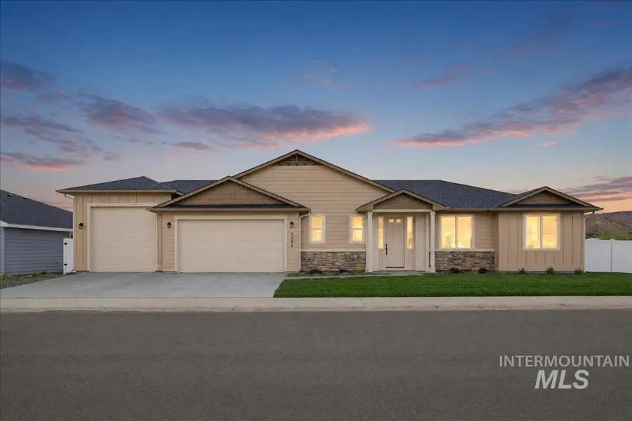 1362 S Justice Ave, Emmett, ID 83617 - #2